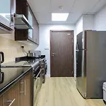 Livbnb- Stylish 2Bhk In Jbr Beach Access