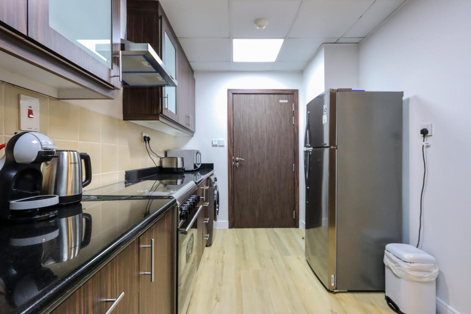 Livbnb- Stylish 2bhk In Jbr Access *