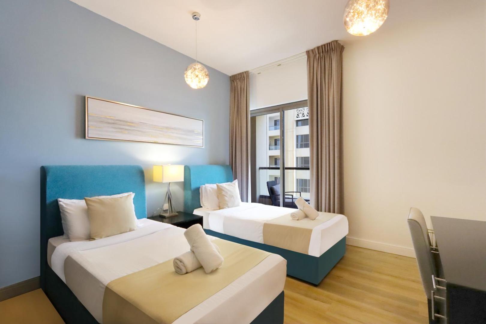 Livbnb- Stylish 2bhk In Jbr Access Apartment *
