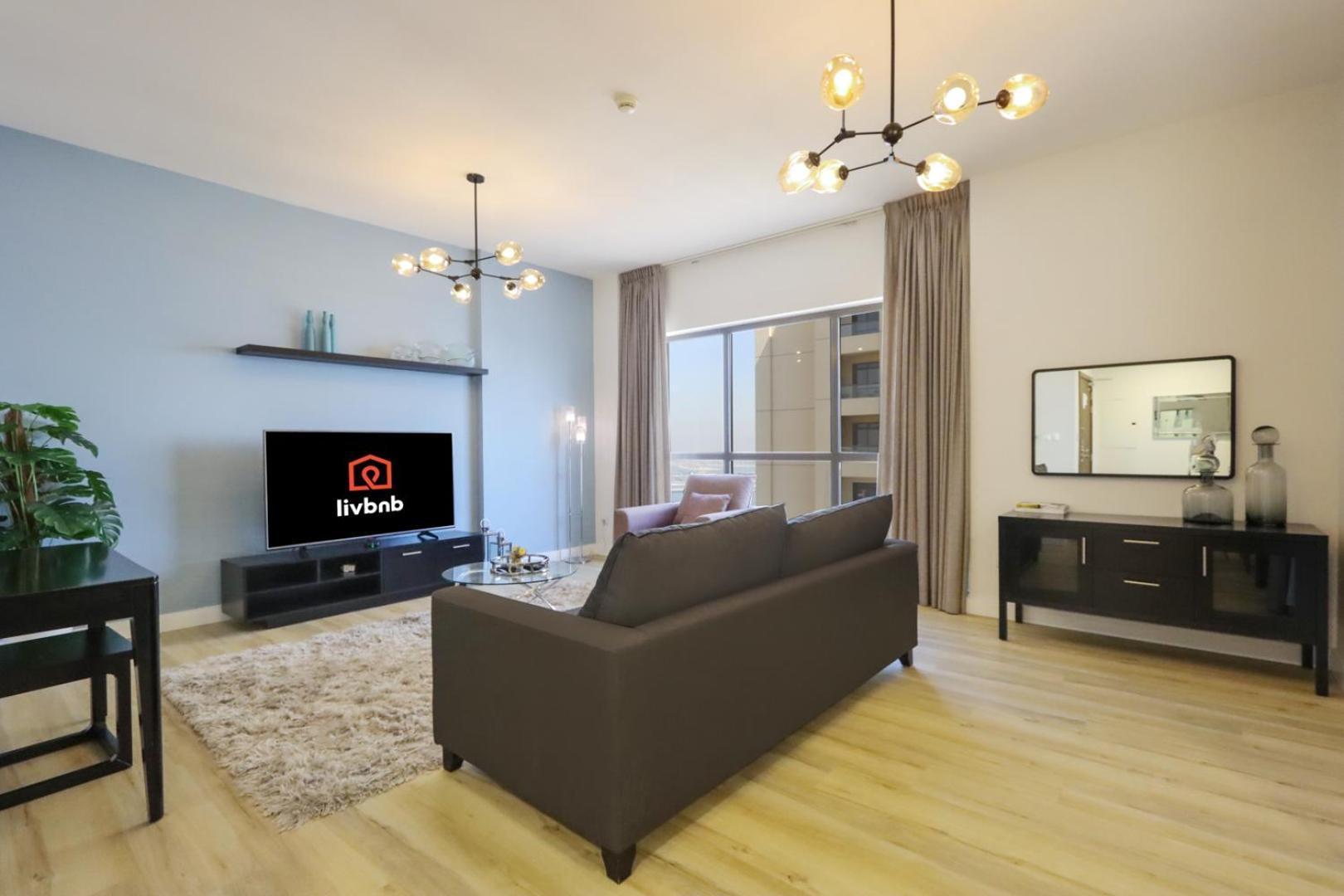 Livbnb- Stylish 2bhk In Jbr Access * Dubai